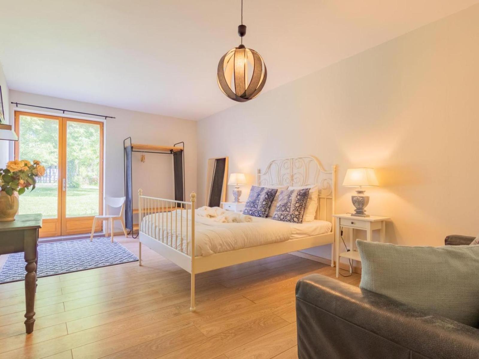 Paradis Des Vignes Birac  Room photo